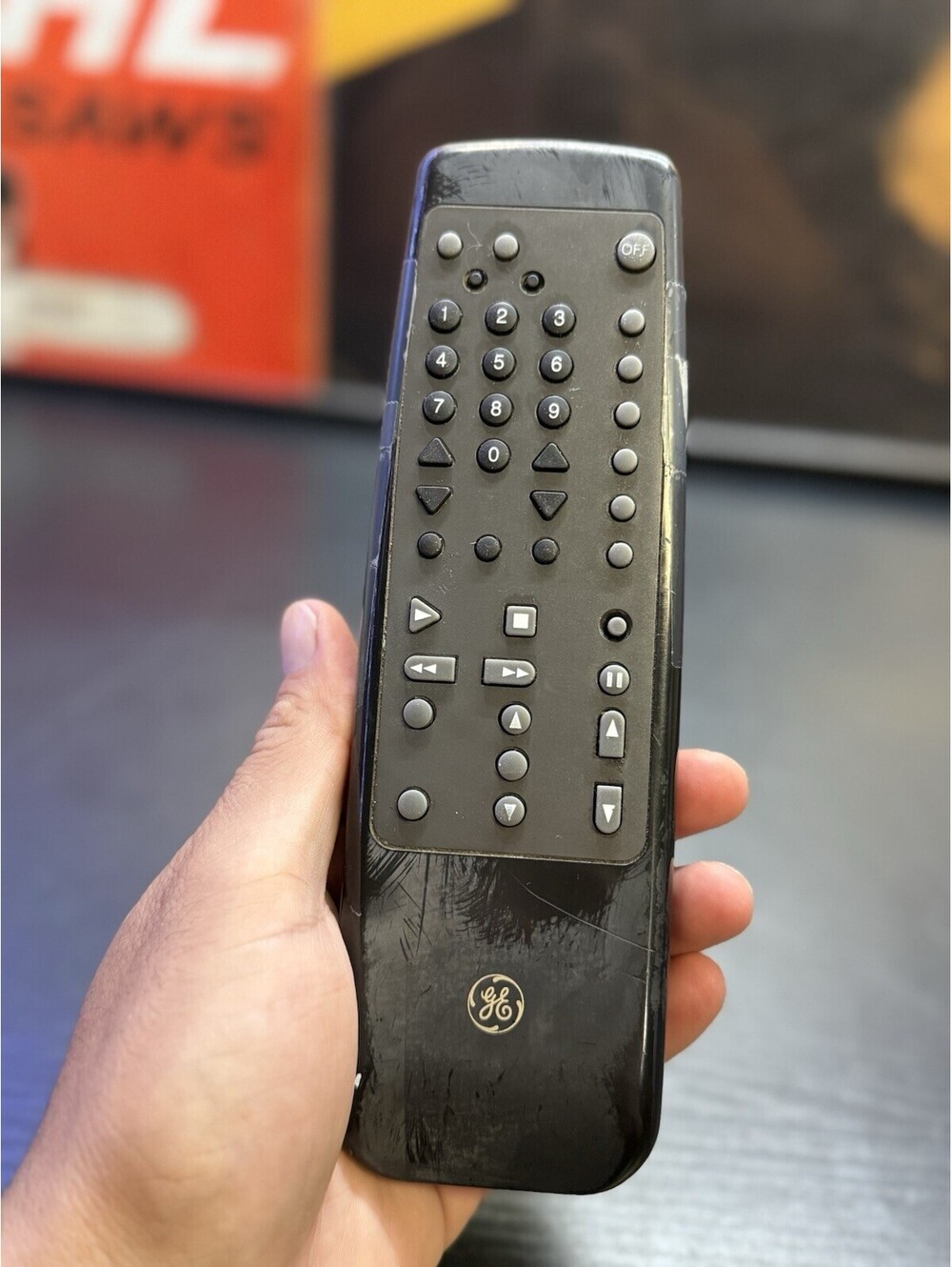 Vintage GE Universal TV VCR Remote Control Black (Missing Battery Door / As-Is)